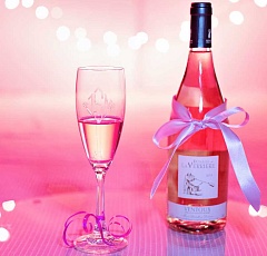 valentines day pink wine 1964456 1280